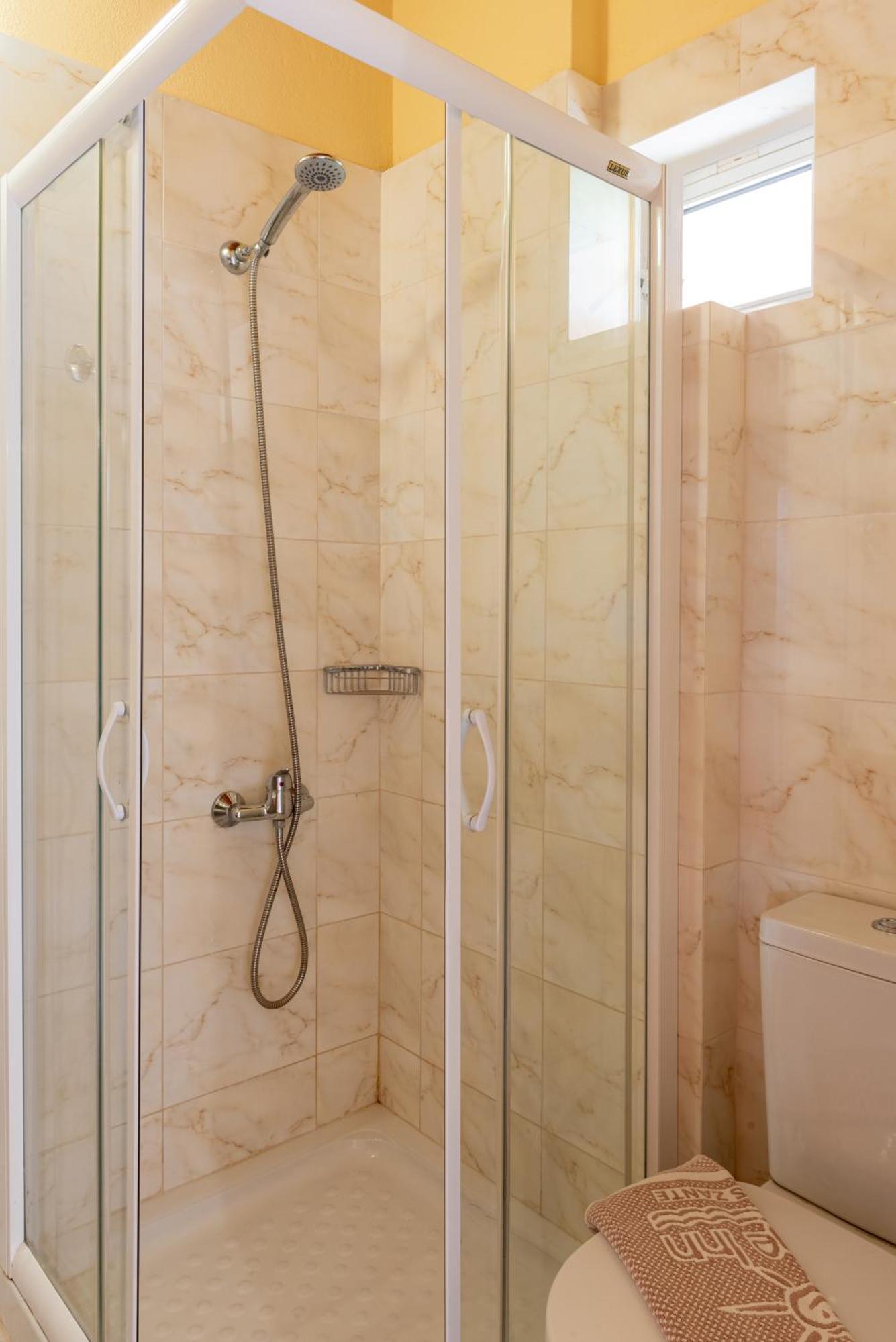Village Inn Studios & Family Apartments Laganas Bagian luar foto