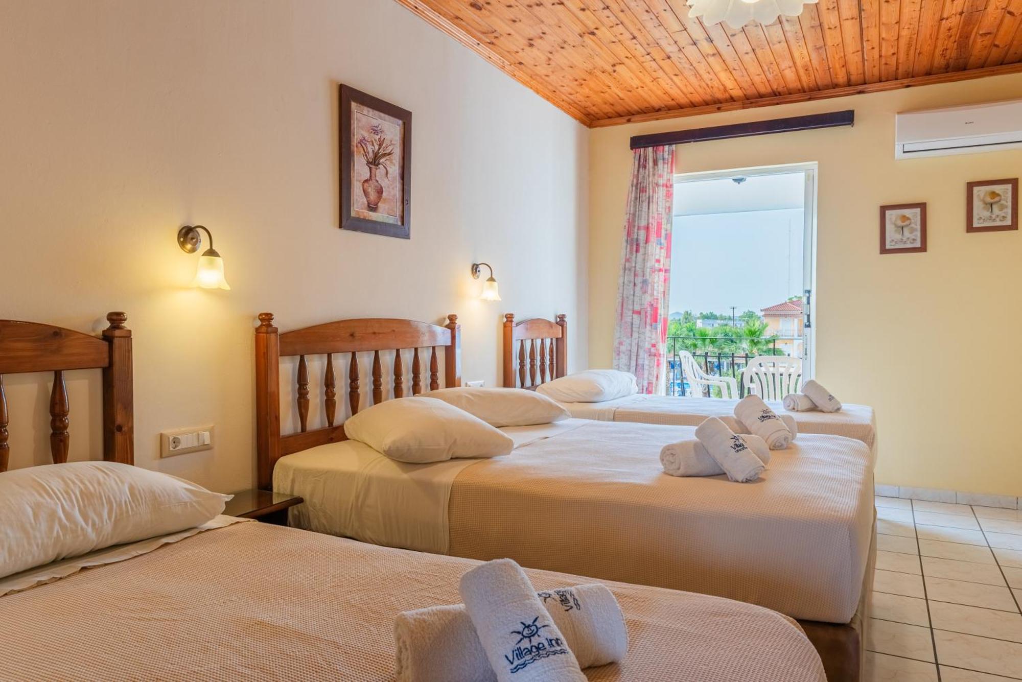 Village Inn Studios & Family Apartments Laganas Bagian luar foto